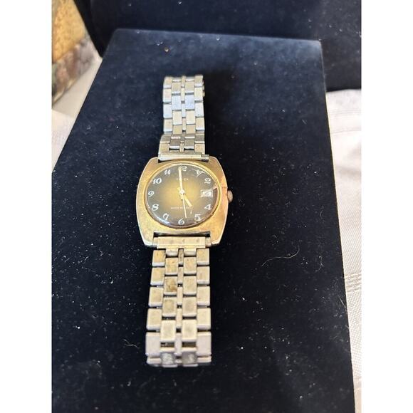 Timex Sprite calendar watch, gold tone cushion case, fume/sunburst dial parts main image 5